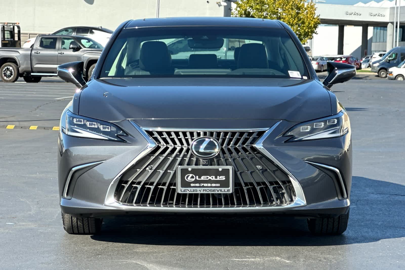 Thumbnail: 2025 Lexus ES - 10