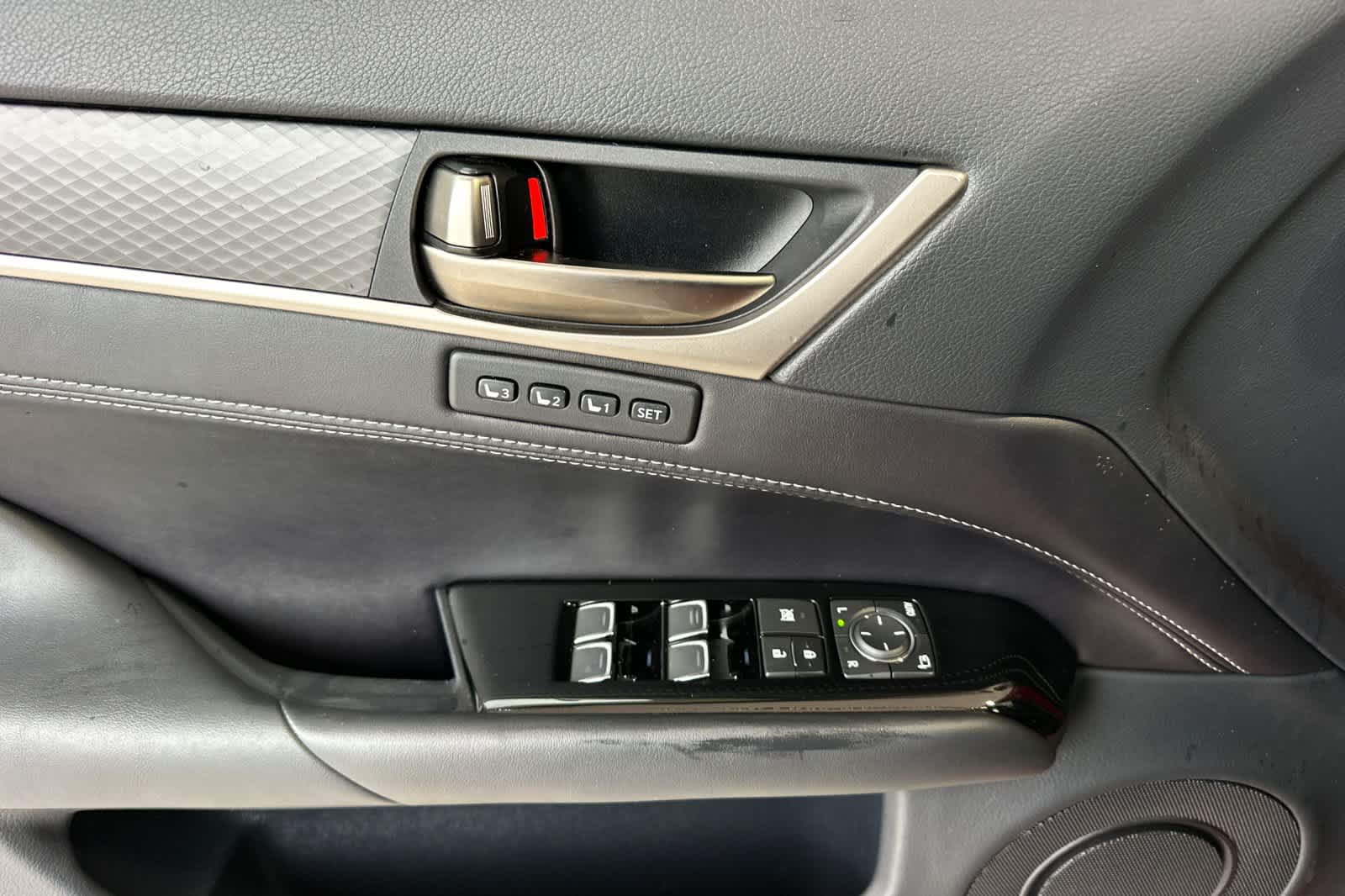 Thumbnail: 2019 Lexus GS - 12