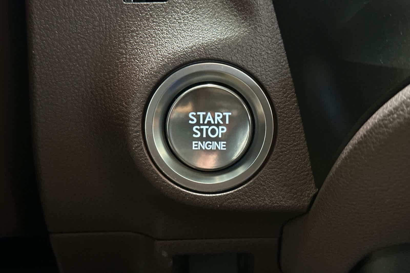 Thumbnail: 2021 Lexus ES - 23