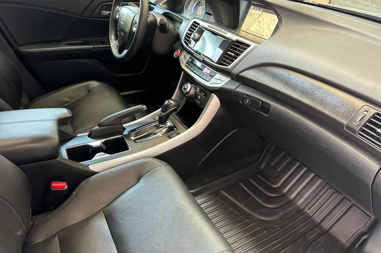 Thumbnail: 2015 Honda Accord - 16