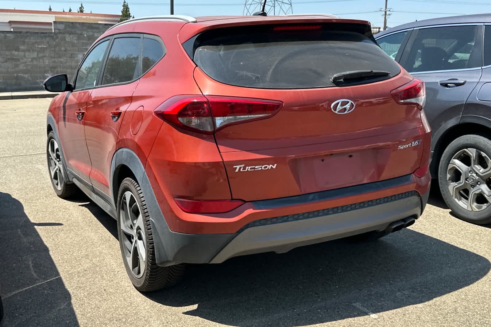 Thumbnail: 2016 Hyundai Tucson - 4