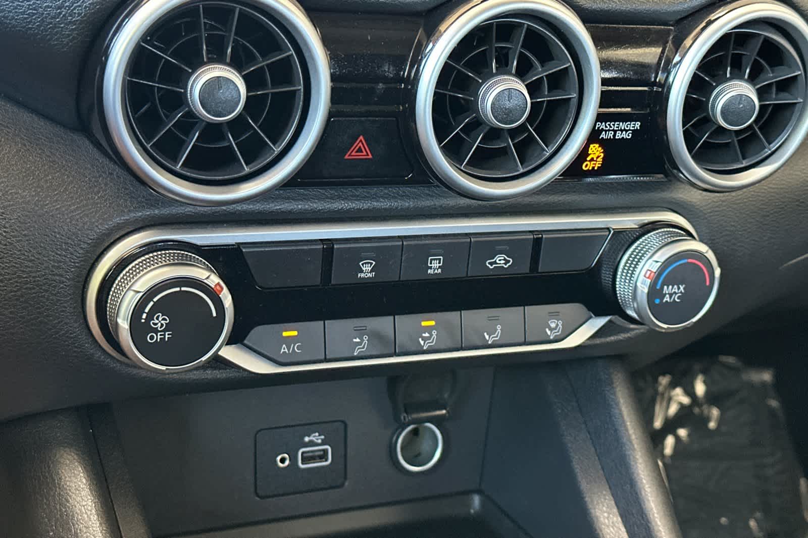 Thumbnail: 2021 Nissan Sentra - 20
