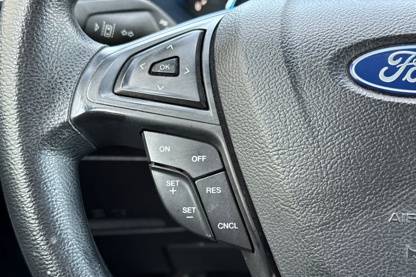 Thumbnail: 2019 Ford Edge - 26