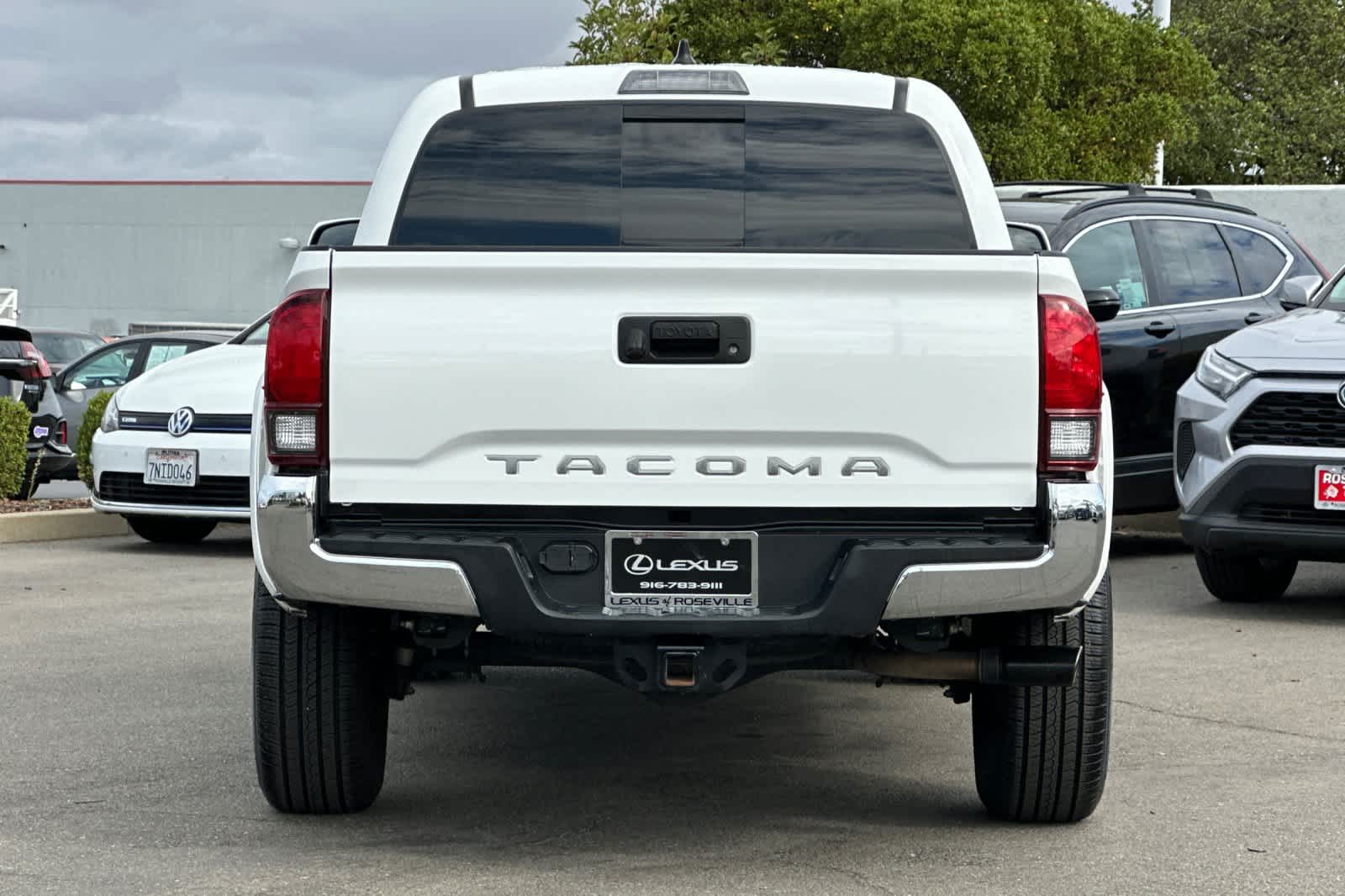 Thumbnail: 2020 Toyota Tacoma - 8