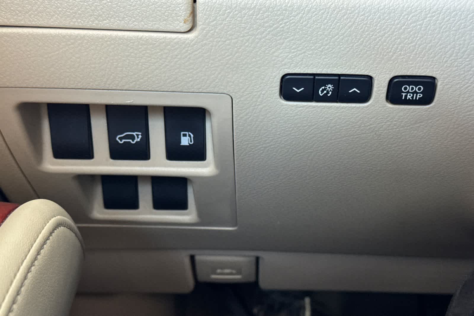 Thumbnail: 2011 Lexus RX - 31