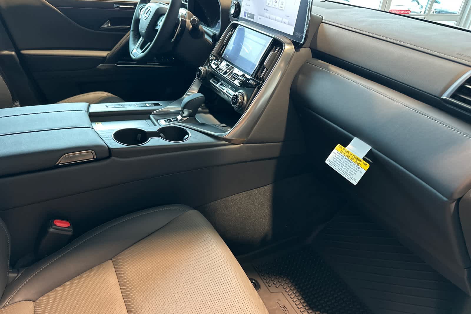 Thumbnail: 2025 Lexus LX - 16