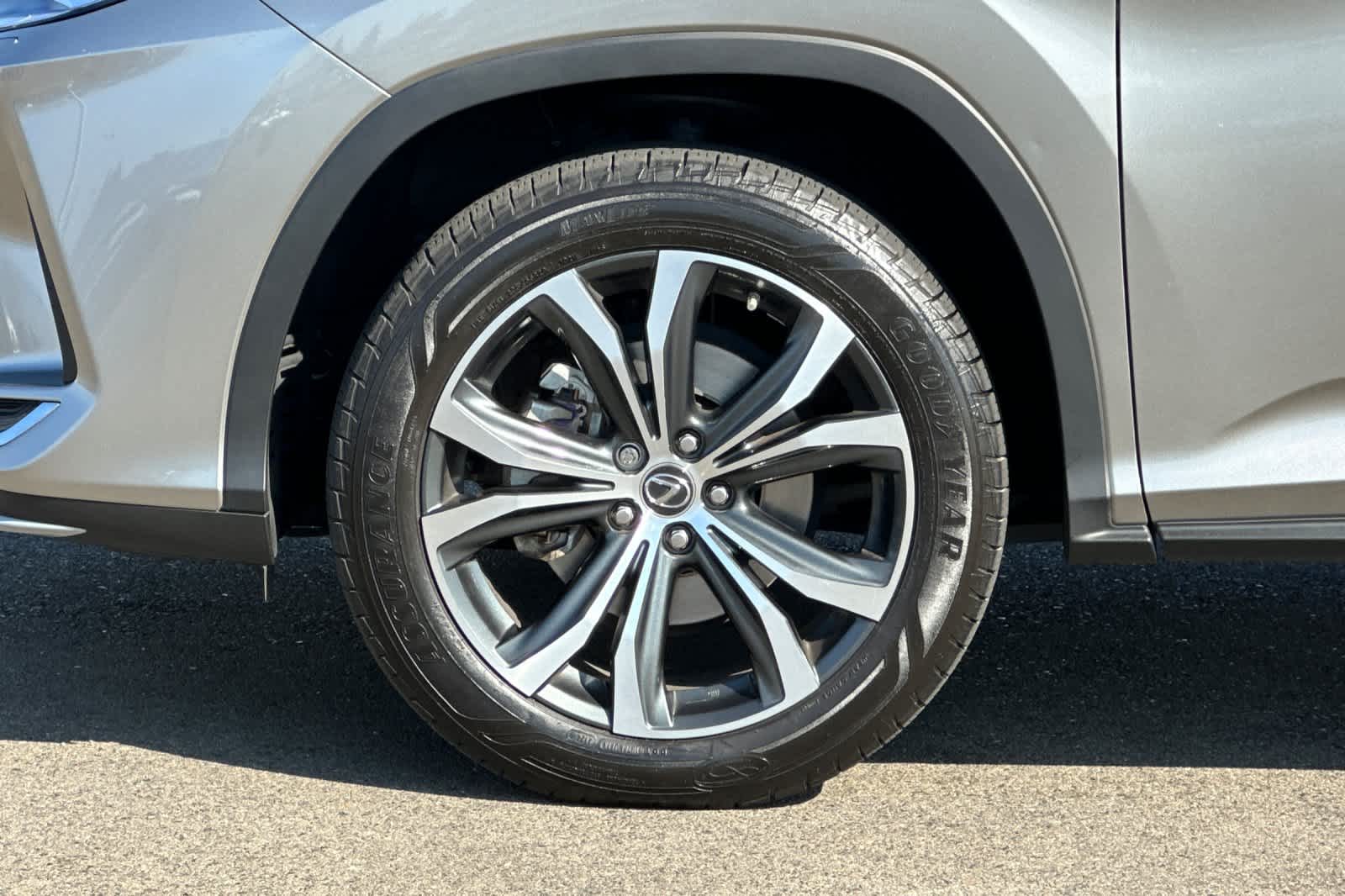 Thumbnail: 2022 Lexus RX - 32