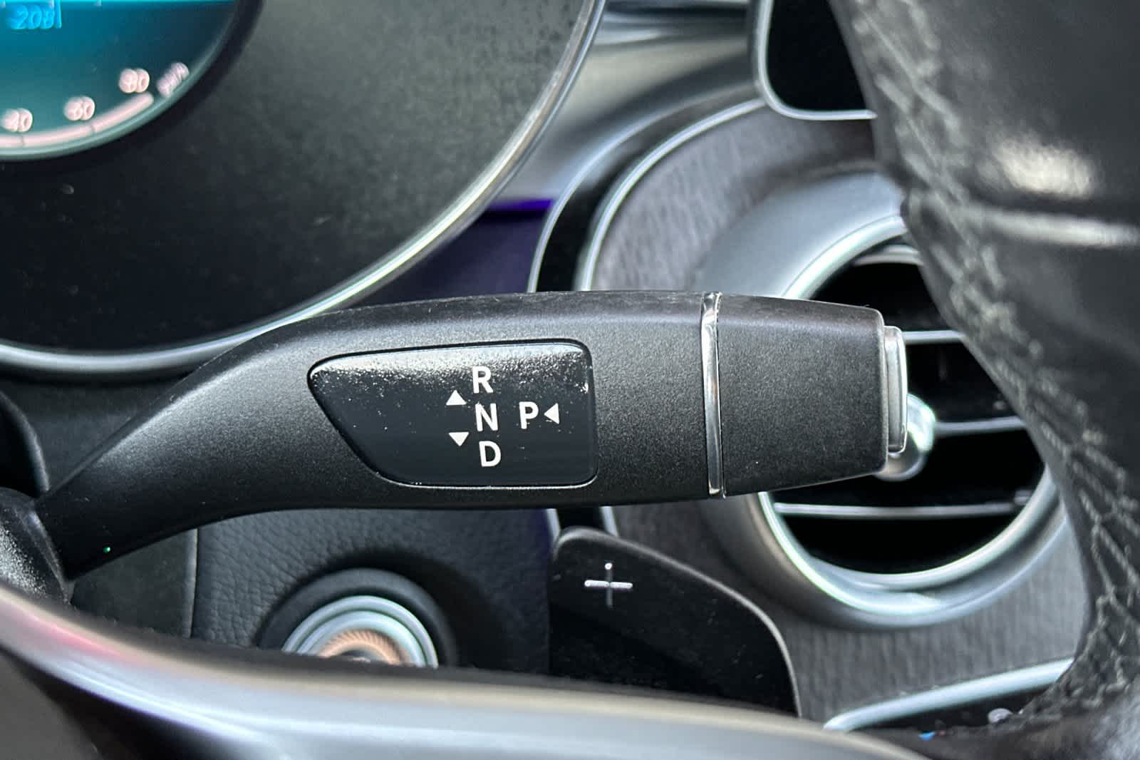 Thumbnail: 2022 Mercedes-Benz GLC - 23