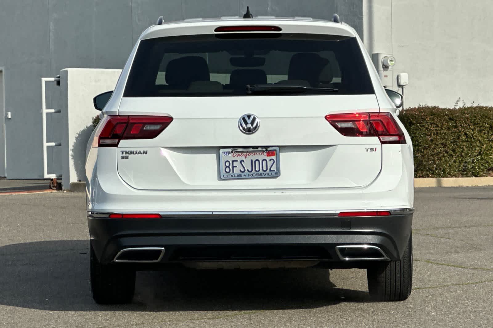 Thumbnail: 2018 Volkswagen Tiguan - 8