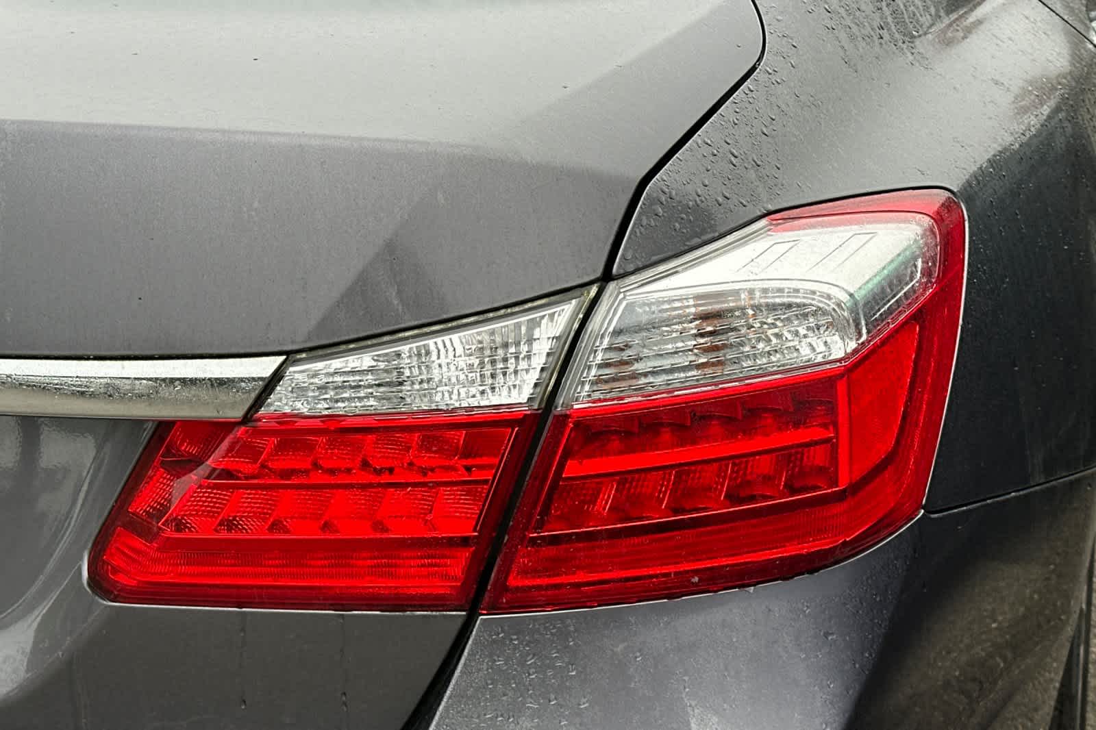 Thumbnail: 2015 Honda Accord - 17