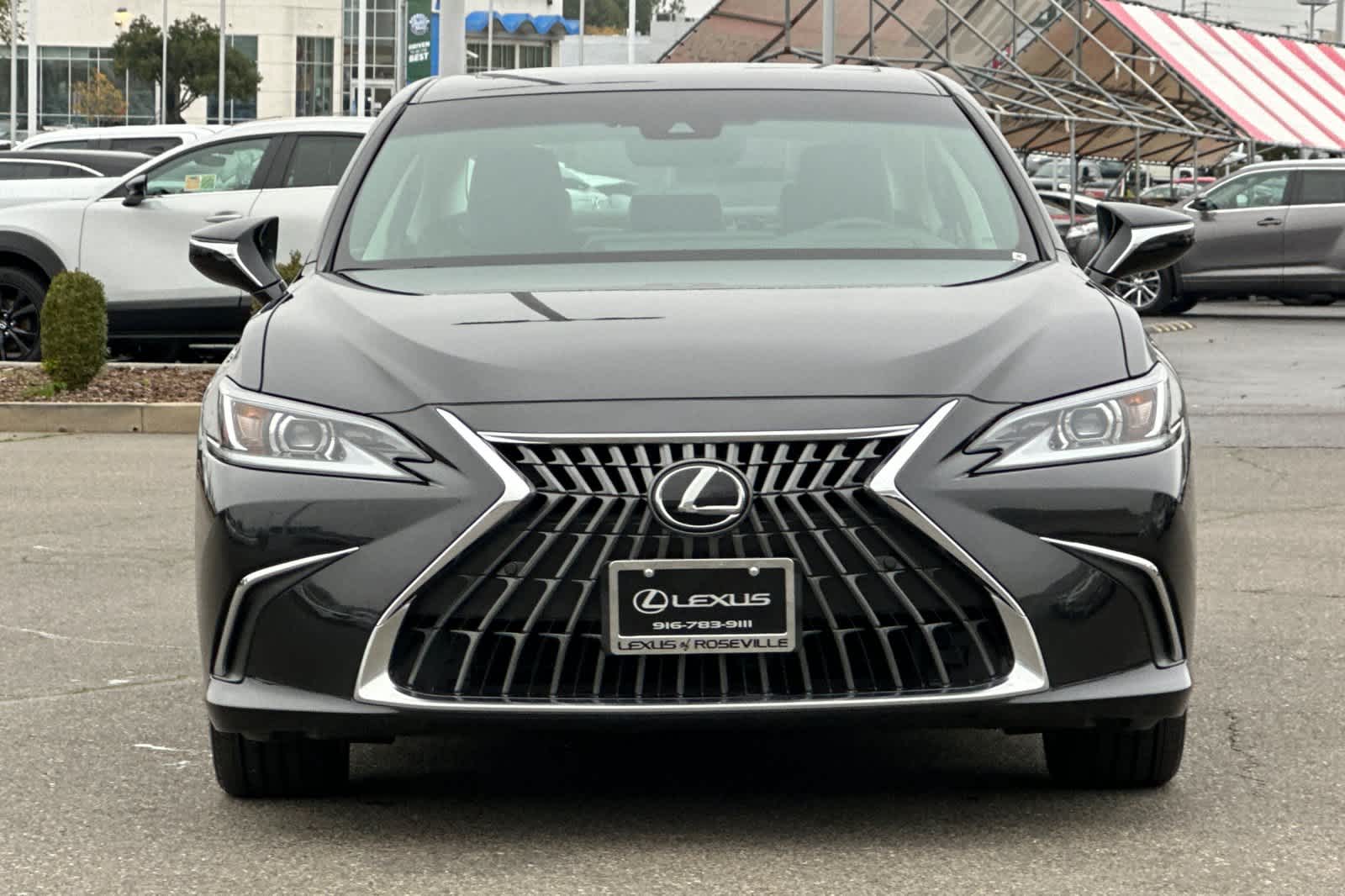 Thumbnail: 2024 Lexus ES - 10