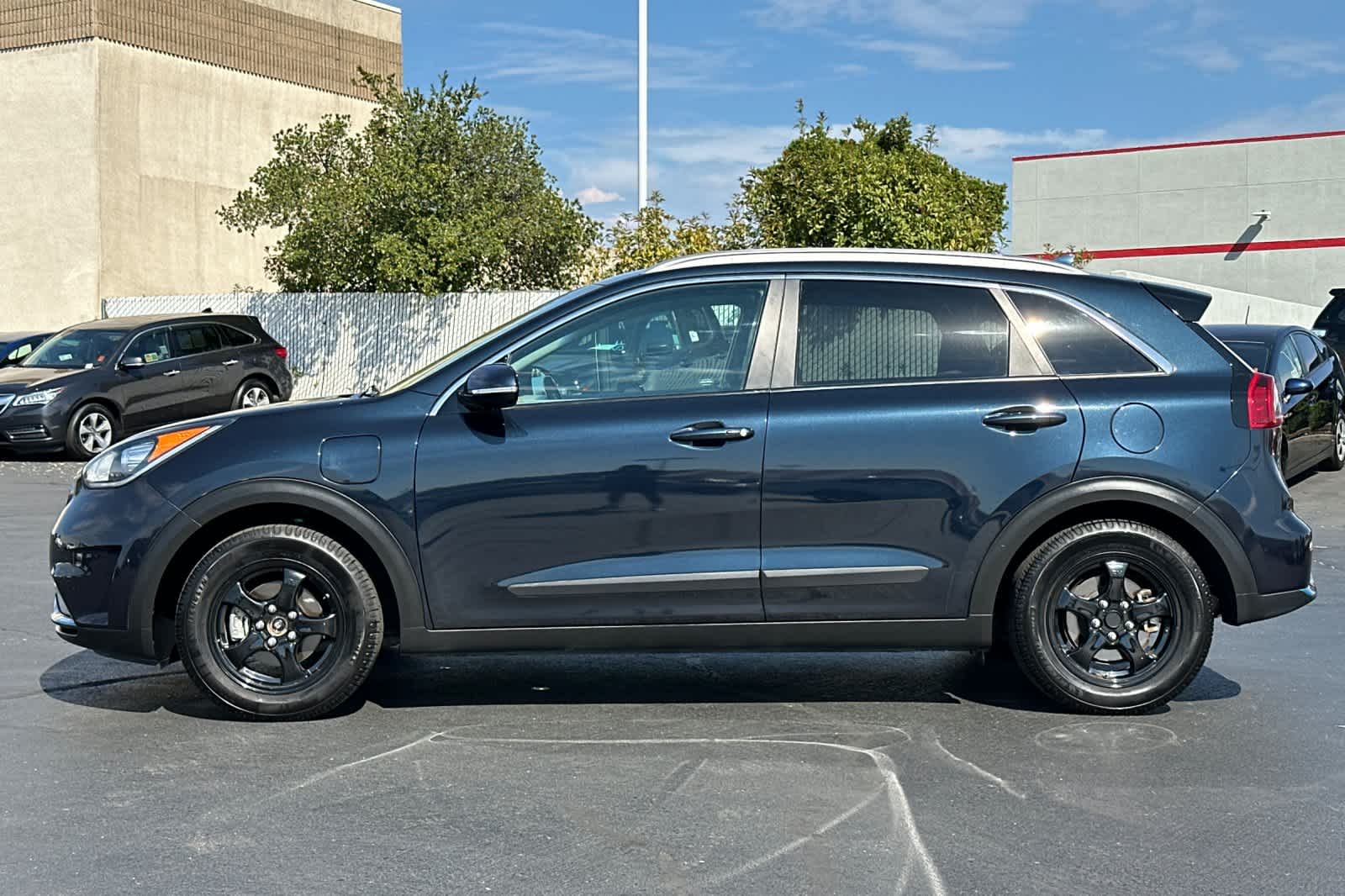 Thumbnail: 2019 Kia Niro - 9