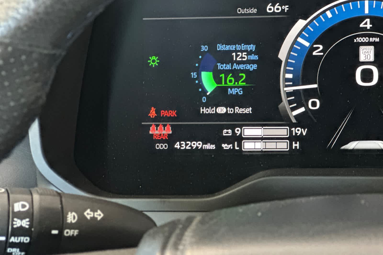 Thumbnail: 2023 Toyota Tundra - 28