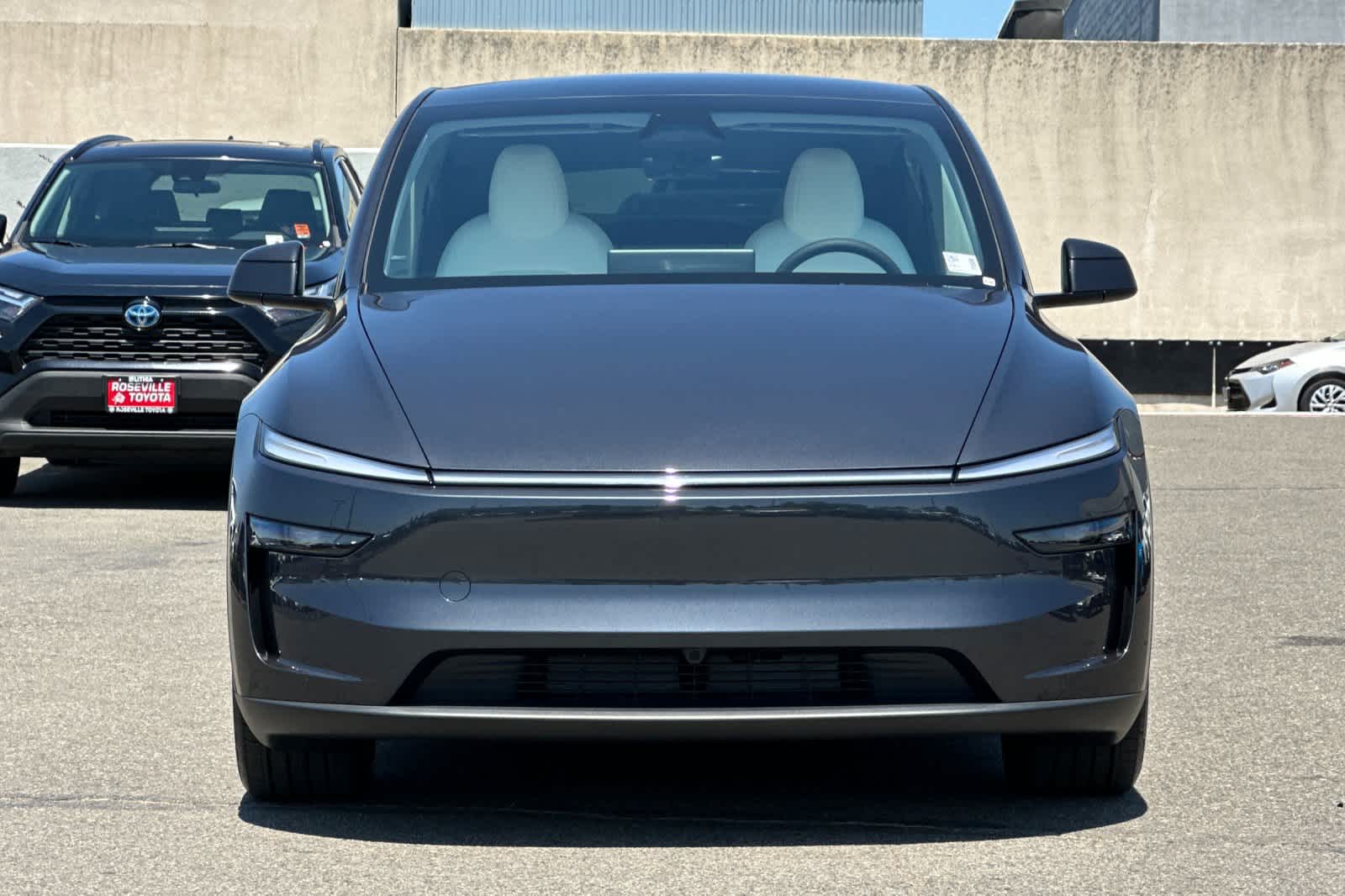 Thumbnail: 2026 Tesla Model Y - 10