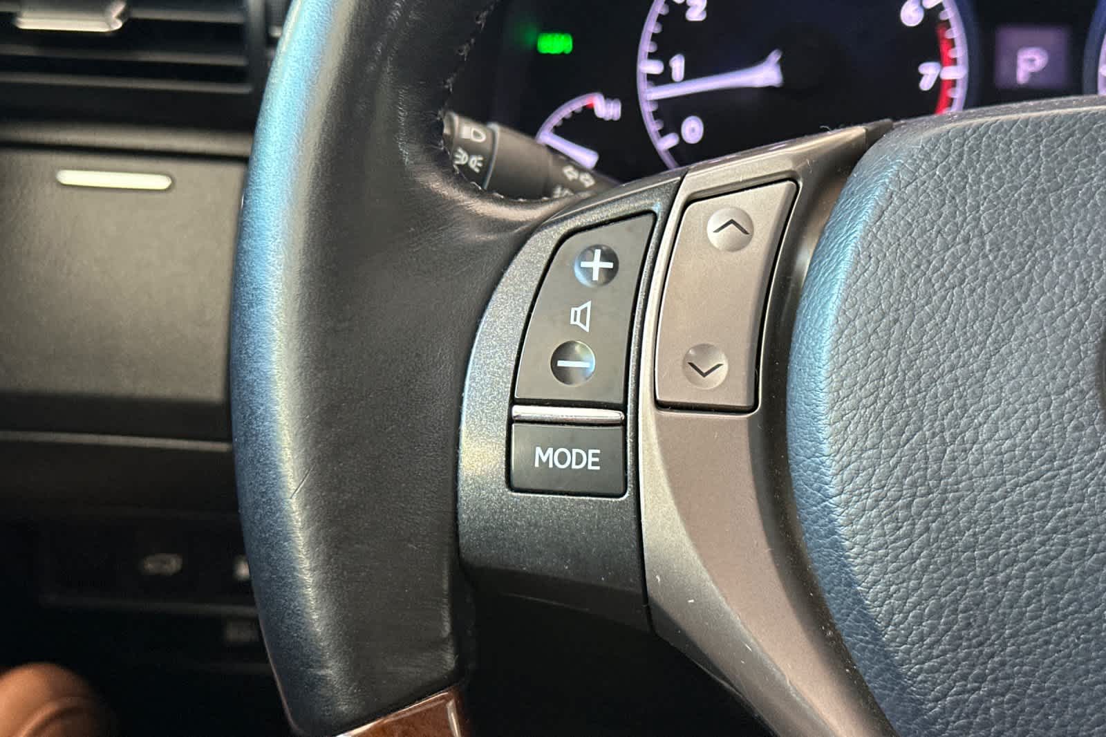 Thumbnail: 2015 Lexus RX - 27