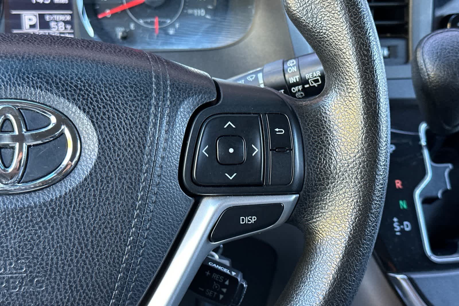 Thumbnail: 2015 Toyota Sienna - 26