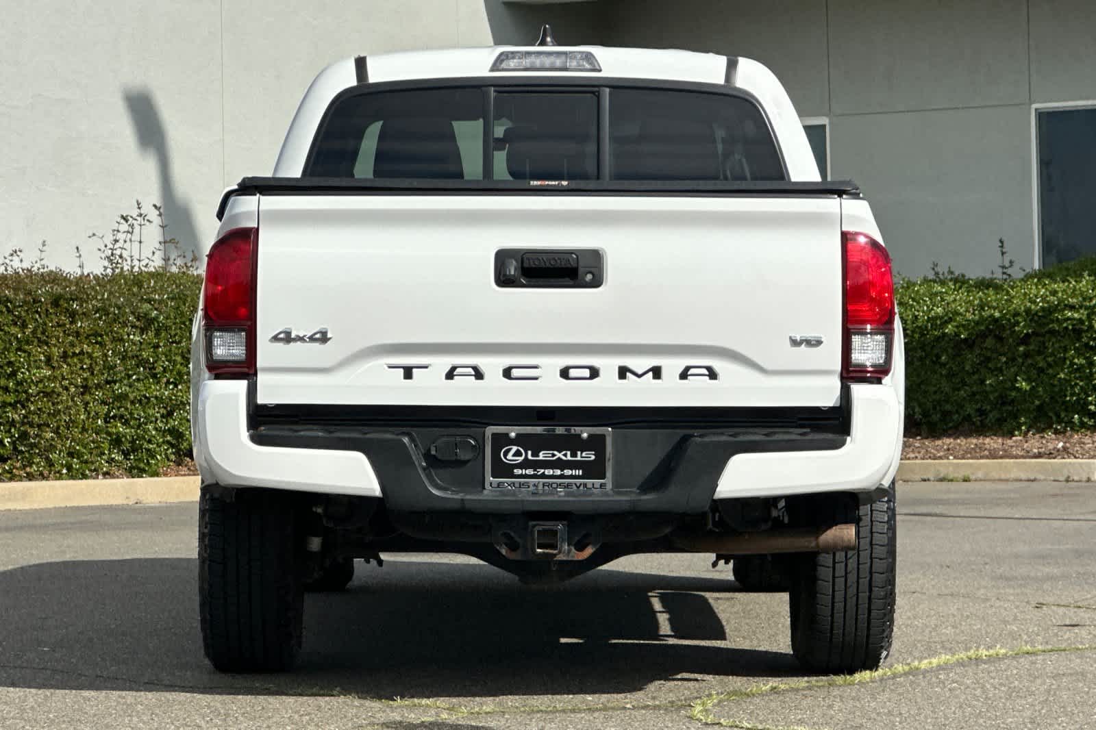 Thumbnail: 2020 Toyota Tacoma - 8