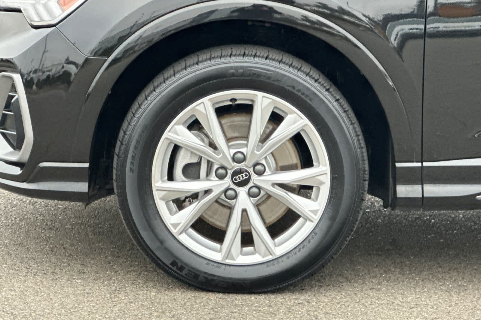 Thumbnail: 2023 Audi Q3 - 31