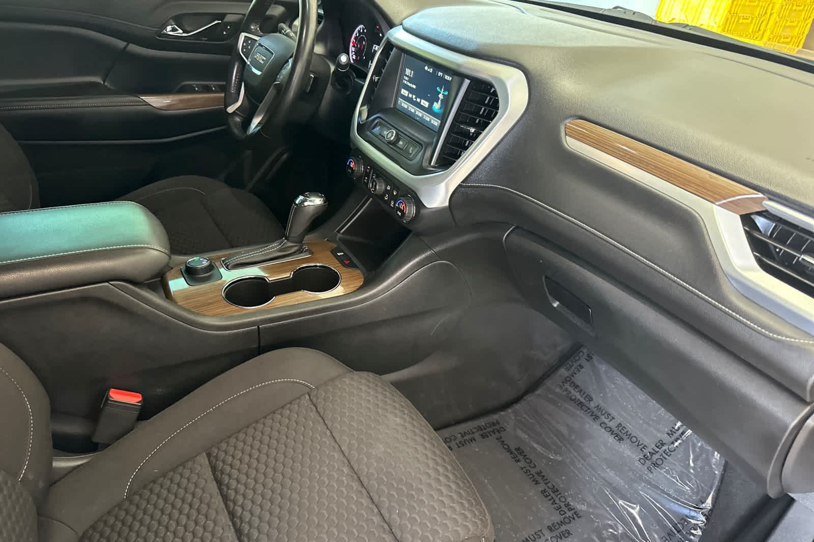 Thumbnail: 2019 GMC Acadia - 17