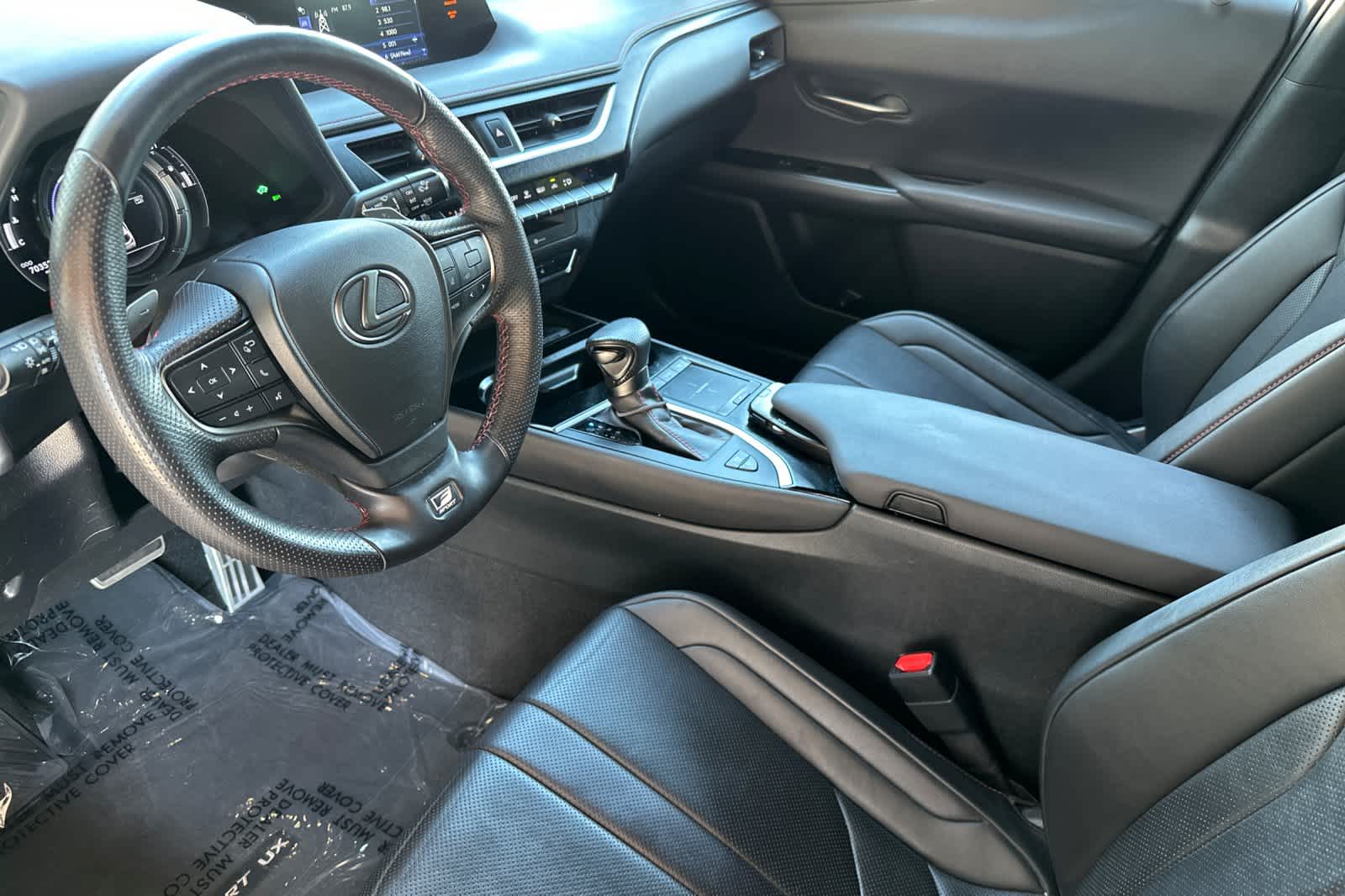 Thumbnail: 2019 Lexus UX - 11