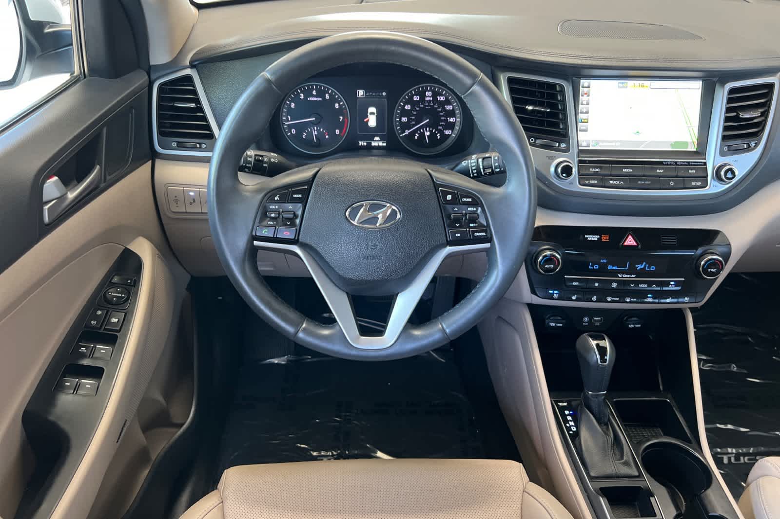 Thumbnail: 2018 Hyundai Tucson - 14