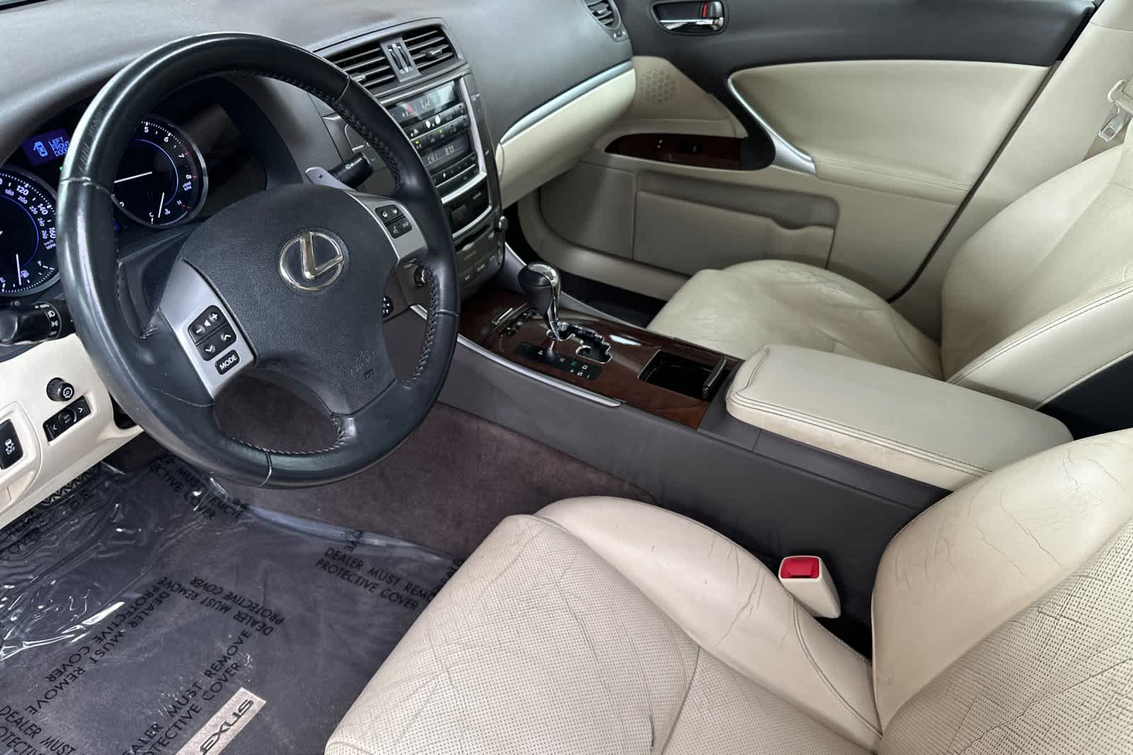 Thumbnail: 2013 Lexus IS - 11