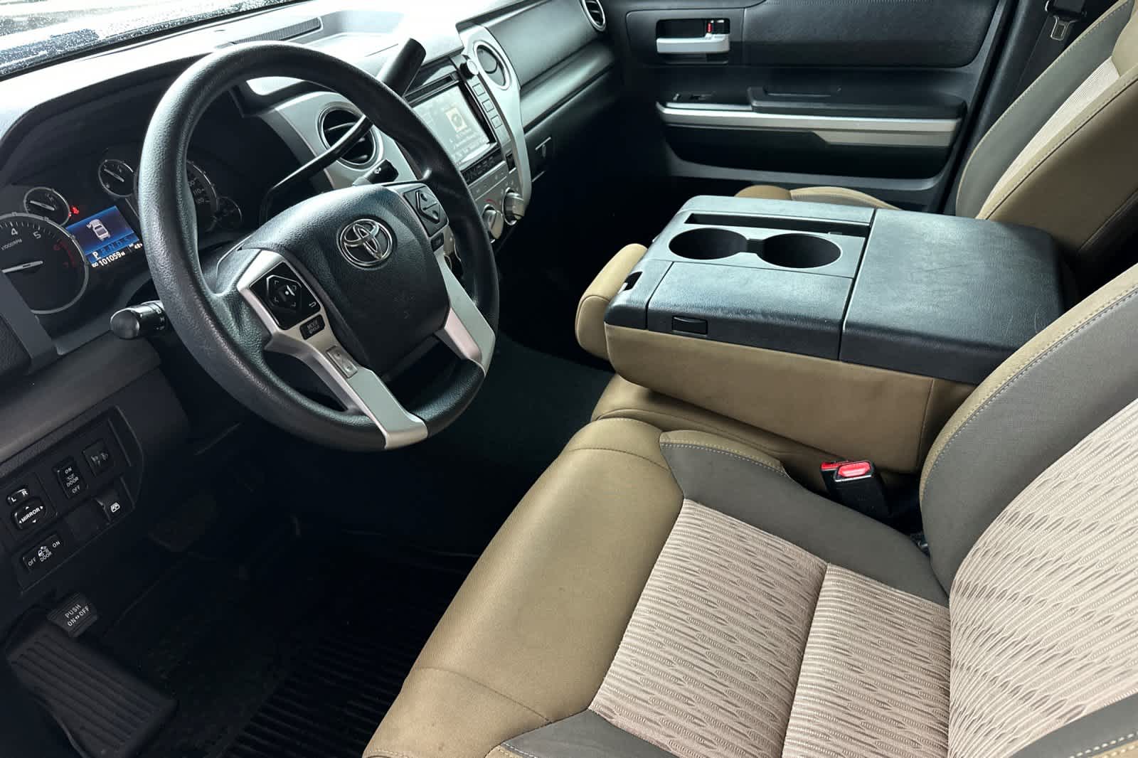 Thumbnail: 2016 Toyota Tundra - 11