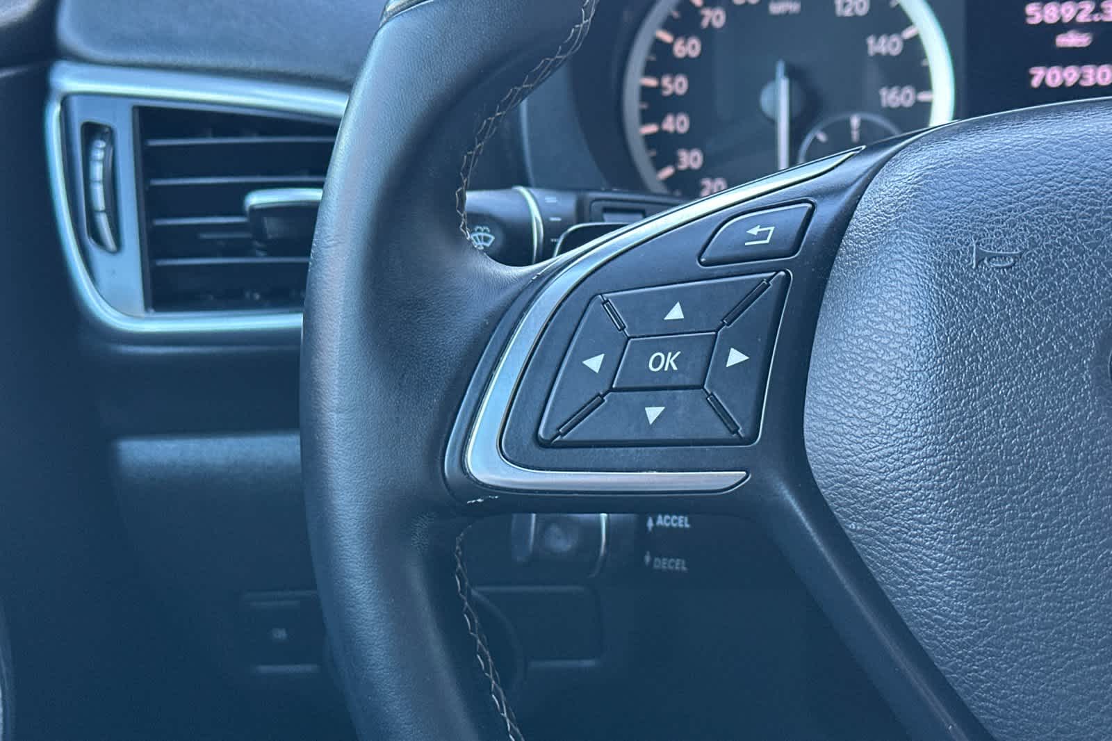 Thumbnail: 2018 INFINITI QX30 - 26