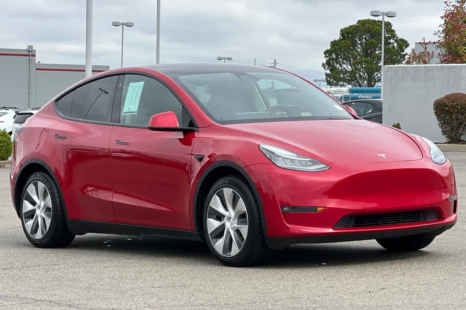 Thumbnail: 2022 Tesla Model Y - 5