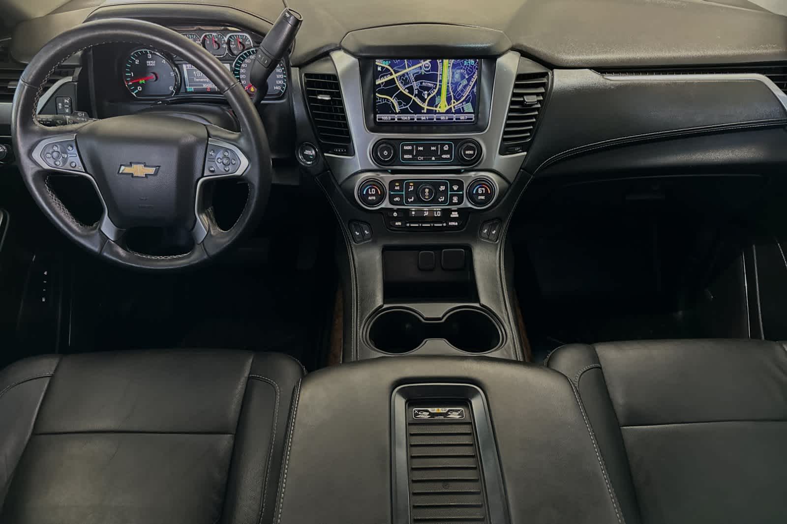 2015 Chevrolet Suburban LT 3