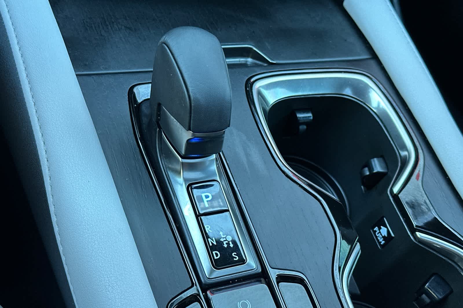 Thumbnail: 2023 Lexus RX - 24
