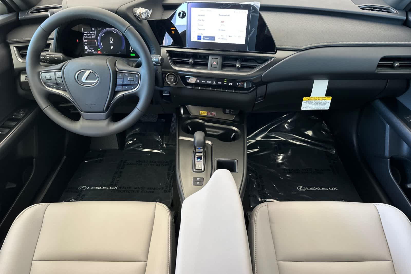 Thumbnail: 2026 Lexus UX - 3