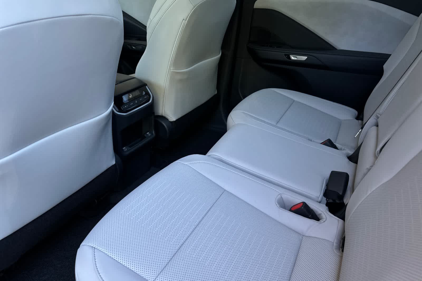 Thumbnail: 2026 Lexus TX - 4