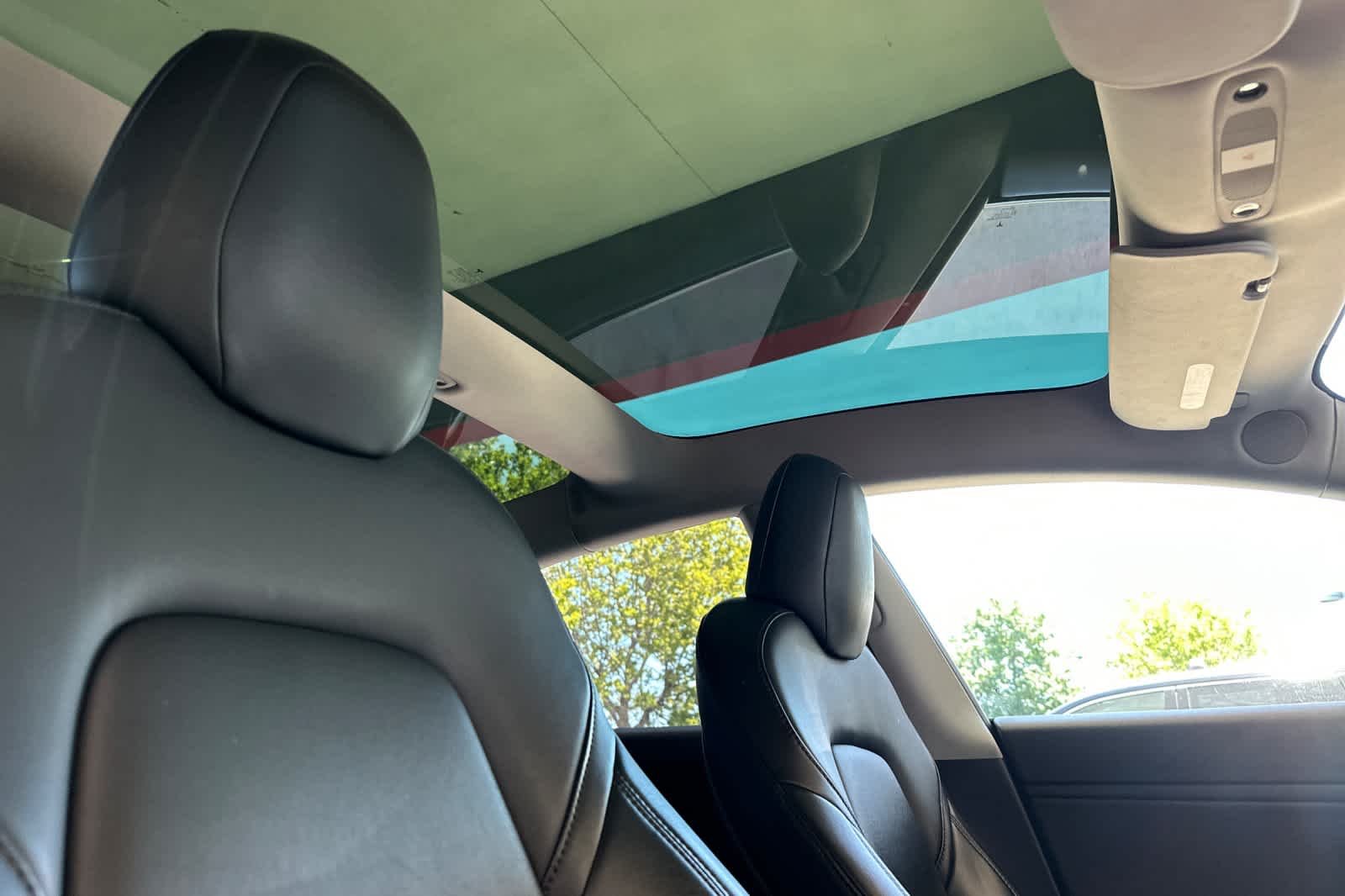 Thumbnail: 2019 Tesla Model 3 - 17