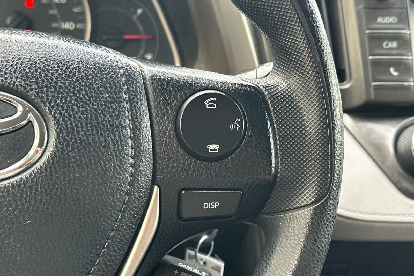 Thumbnail: 2015 Toyota RAV4 - 25