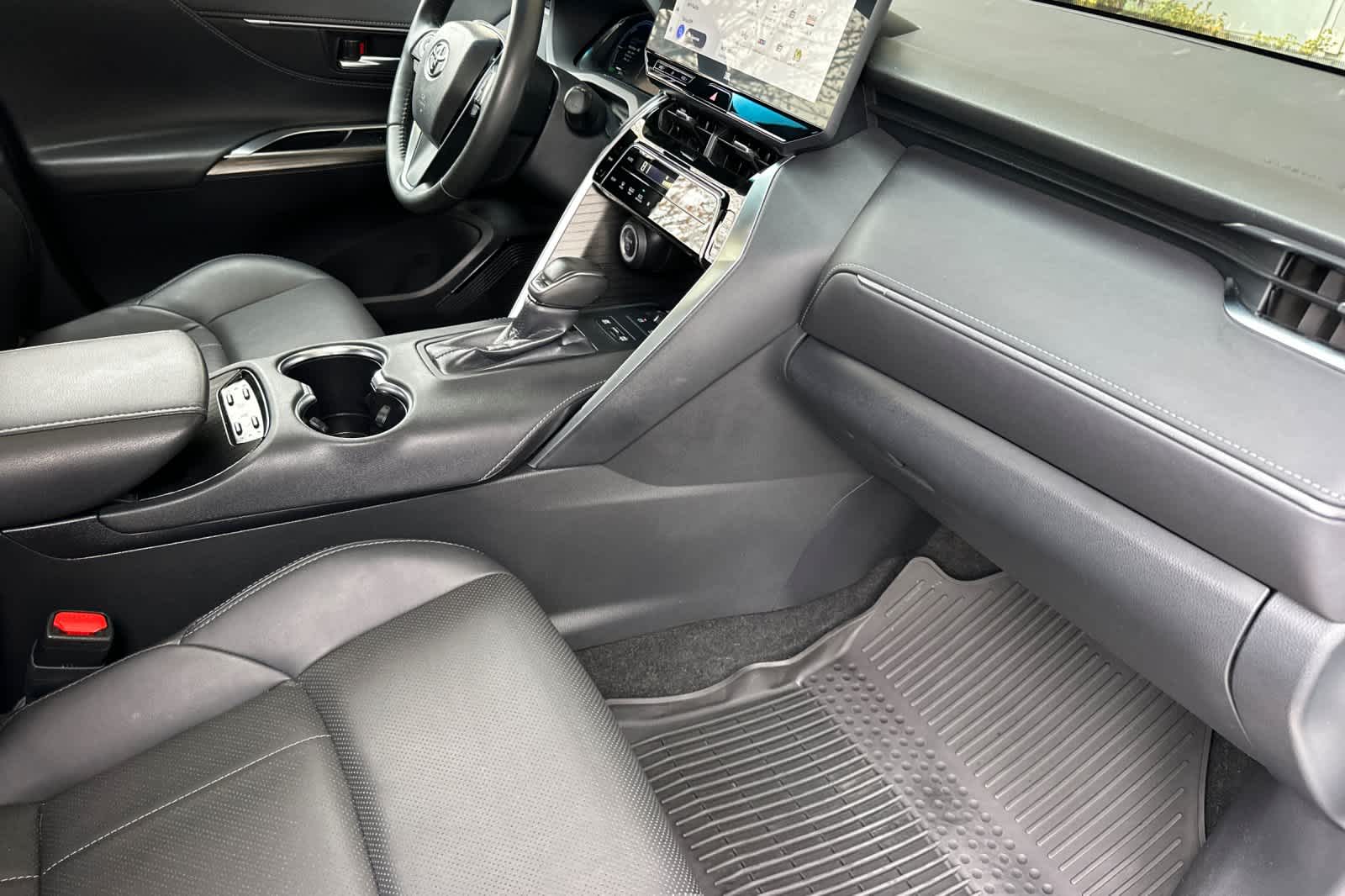 Thumbnail: 2024 Toyota Venza - 17