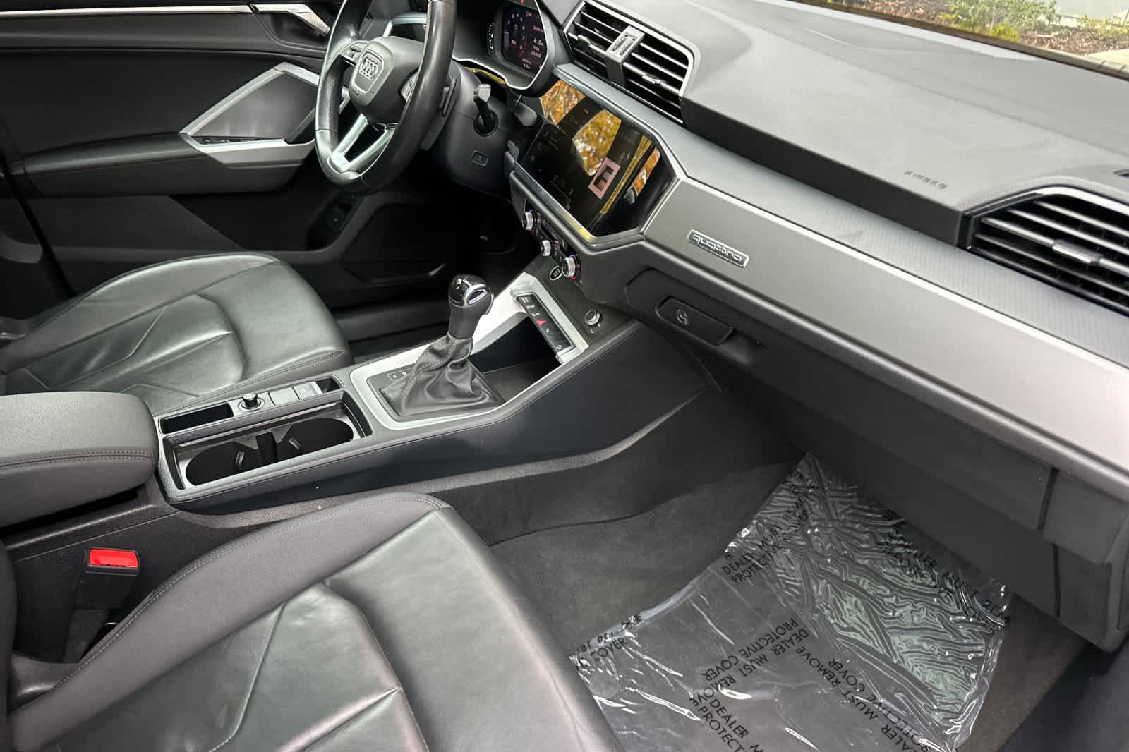 Thumbnail: 2023 Audi Q3 - 17