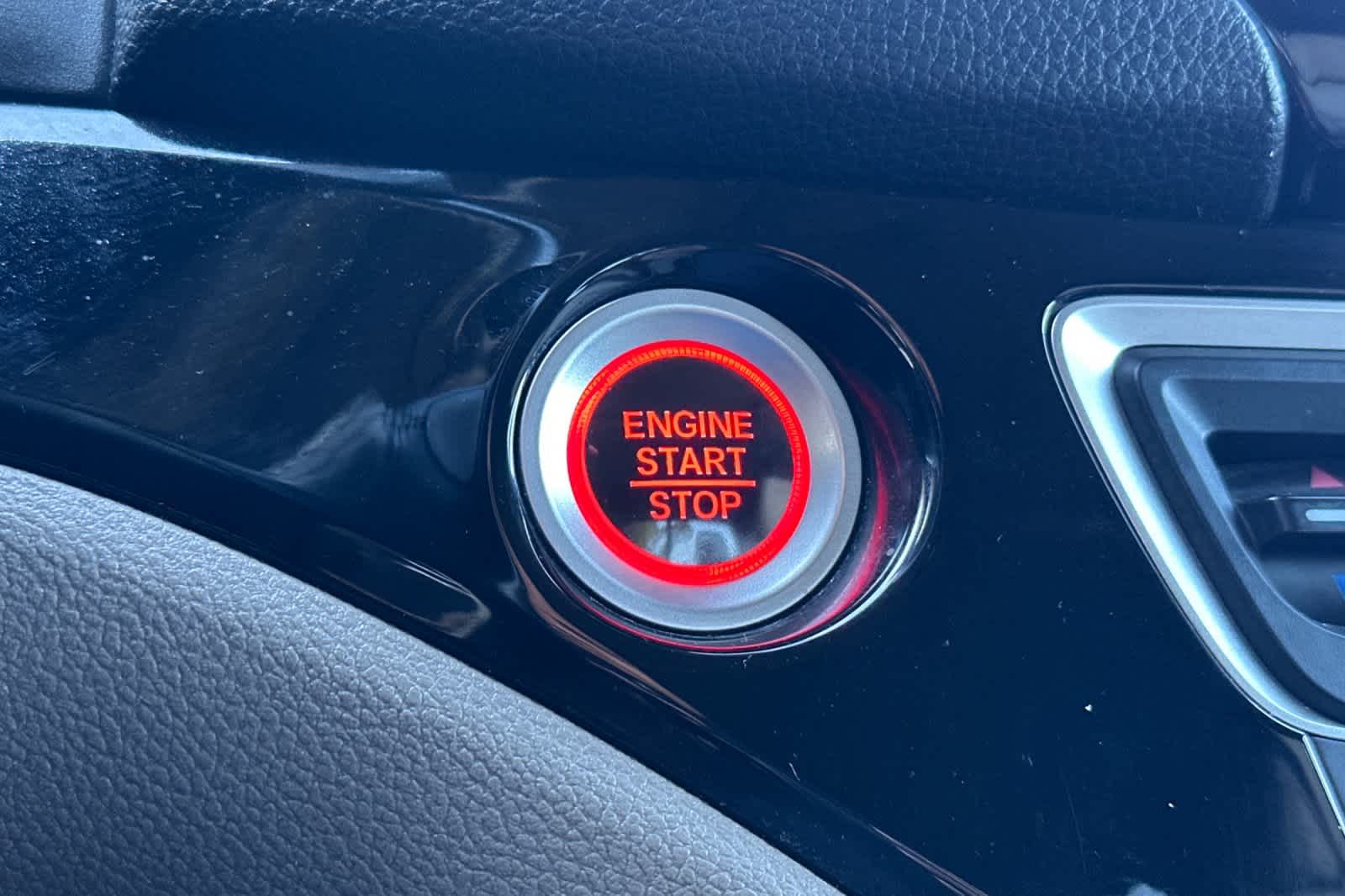 Thumbnail: 2018 Honda Ridgeline - 23