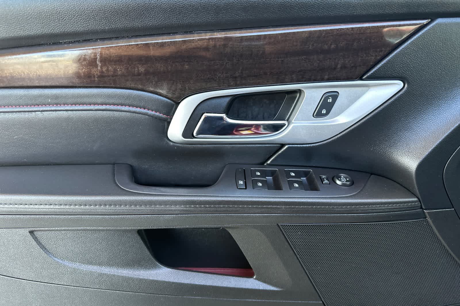 Thumbnail: 2016 GMC Terrain - 12