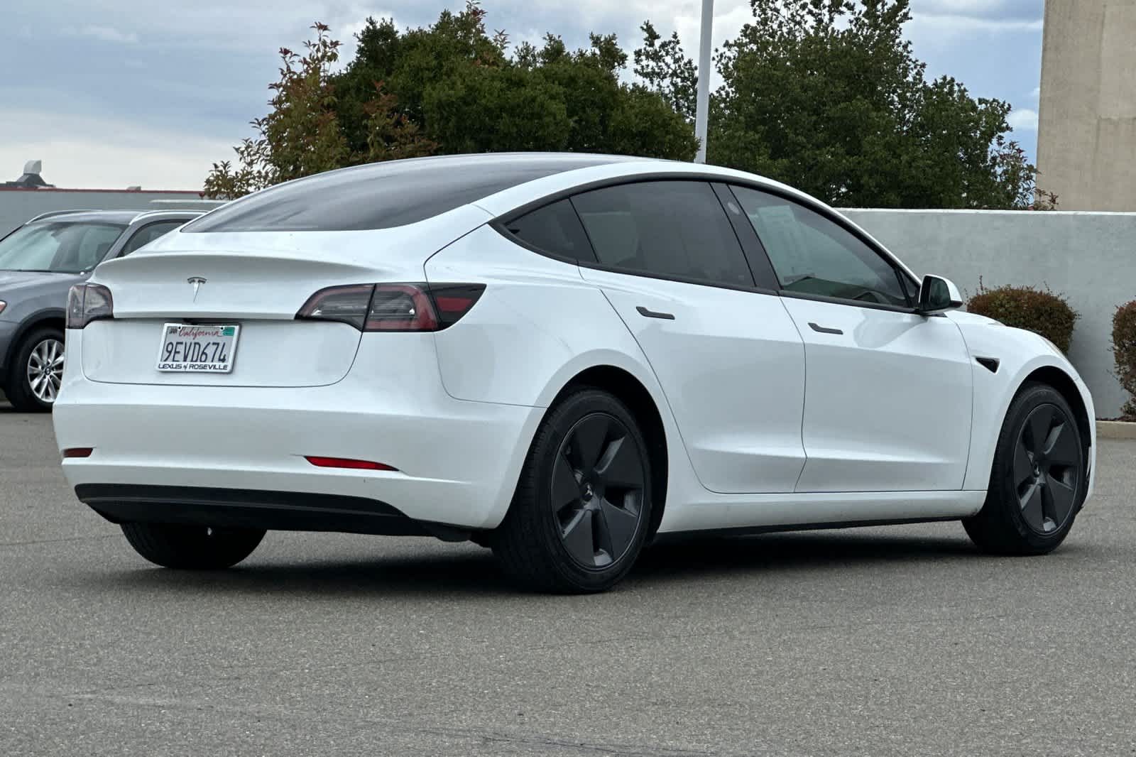 Thumbnail: 2023 Tesla Model 3 - 2
