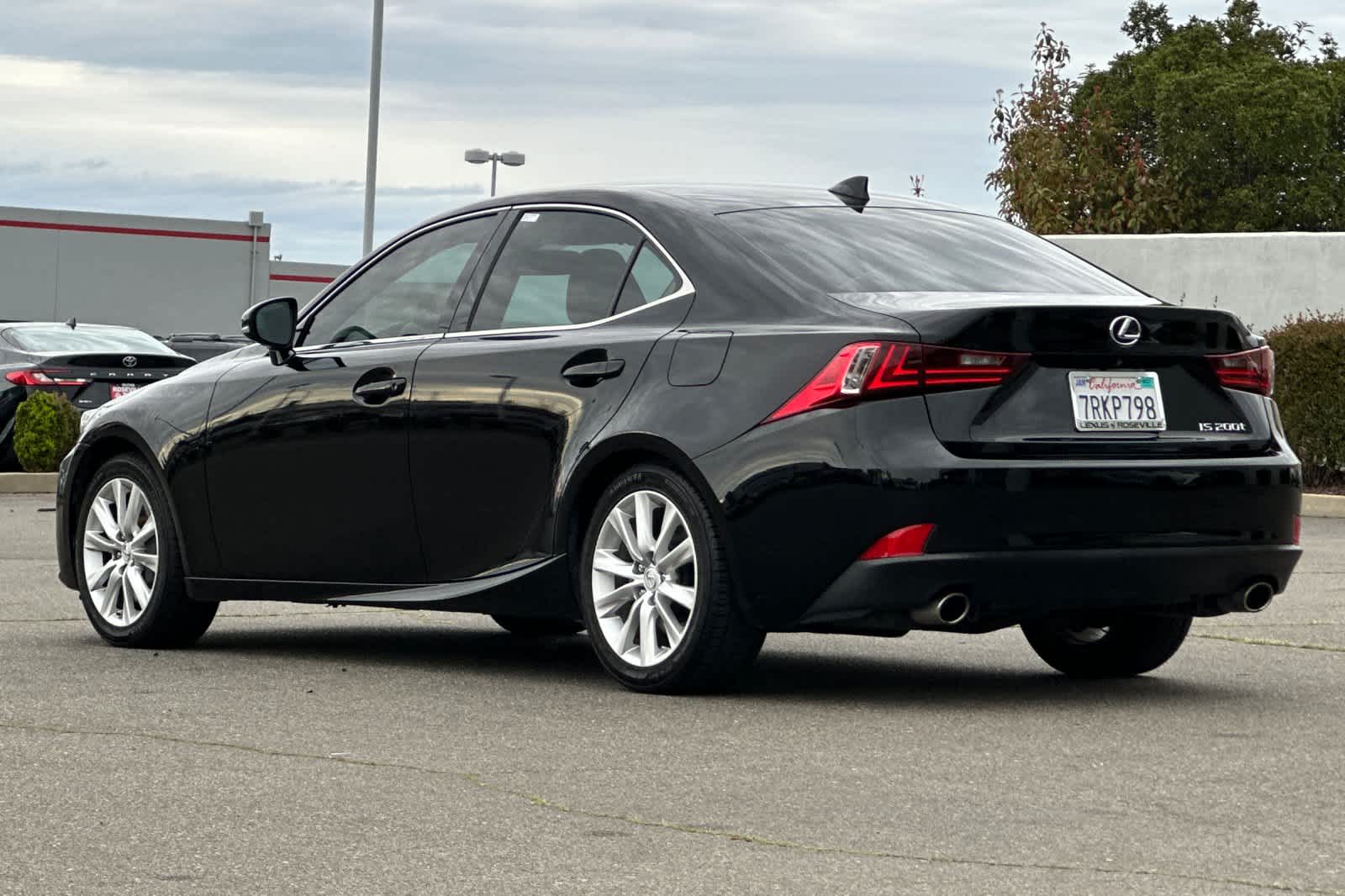 Thumbnail: 2016 Lexus IS - 7