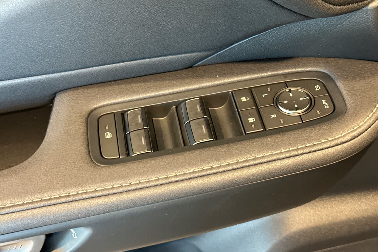 Thumbnail: 2026 Lexus TX - 12