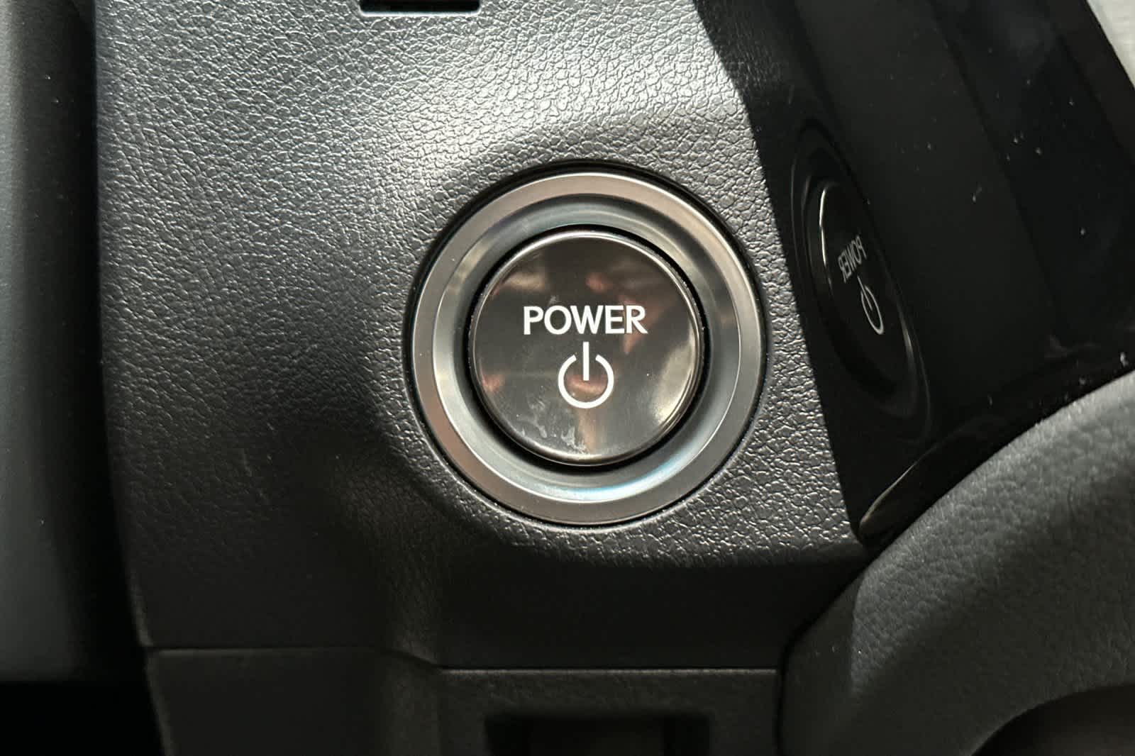 Thumbnail: 2025 Lexus ES - 23