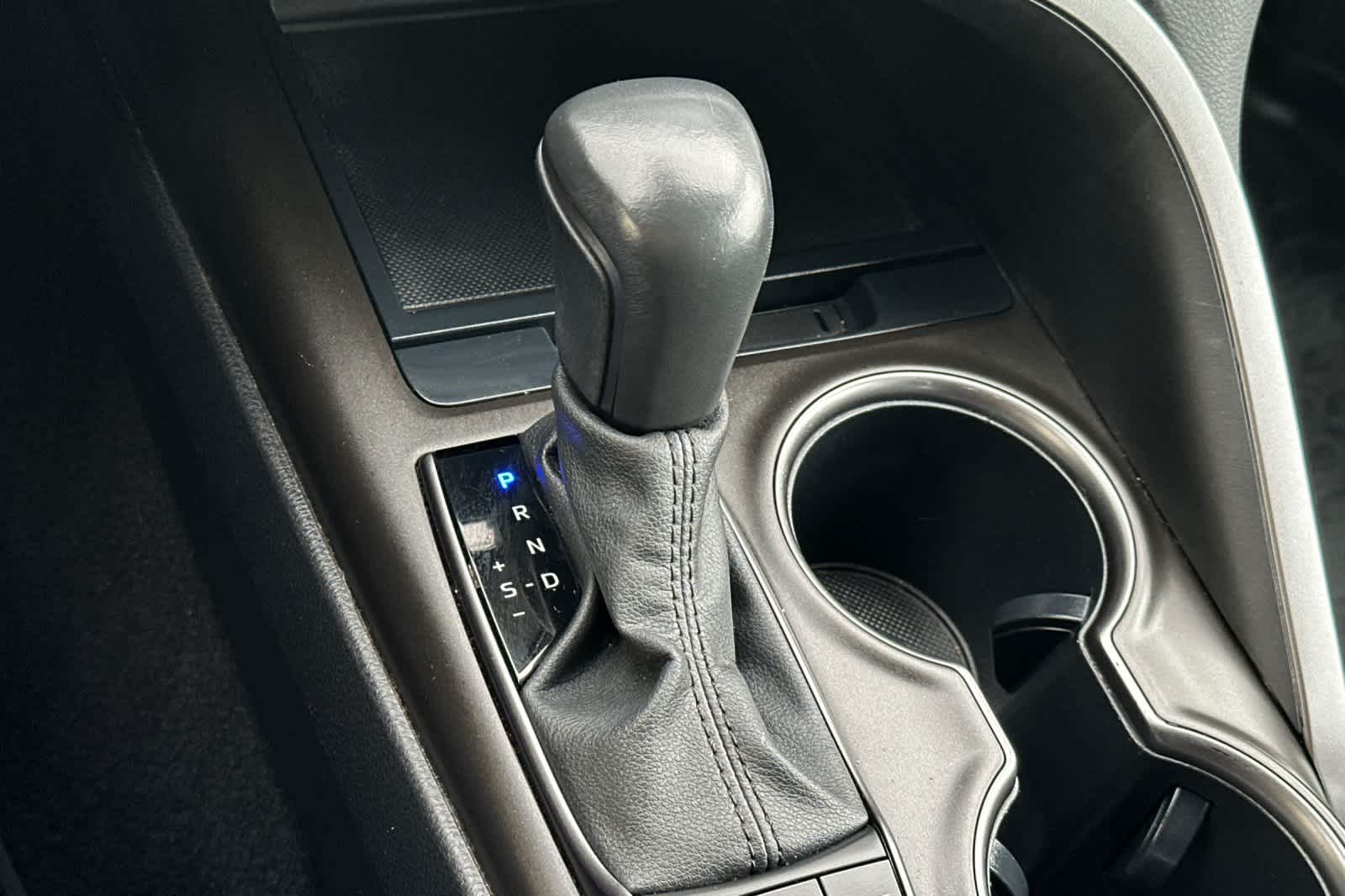 Thumbnail: 2023 Toyota Camry - 22