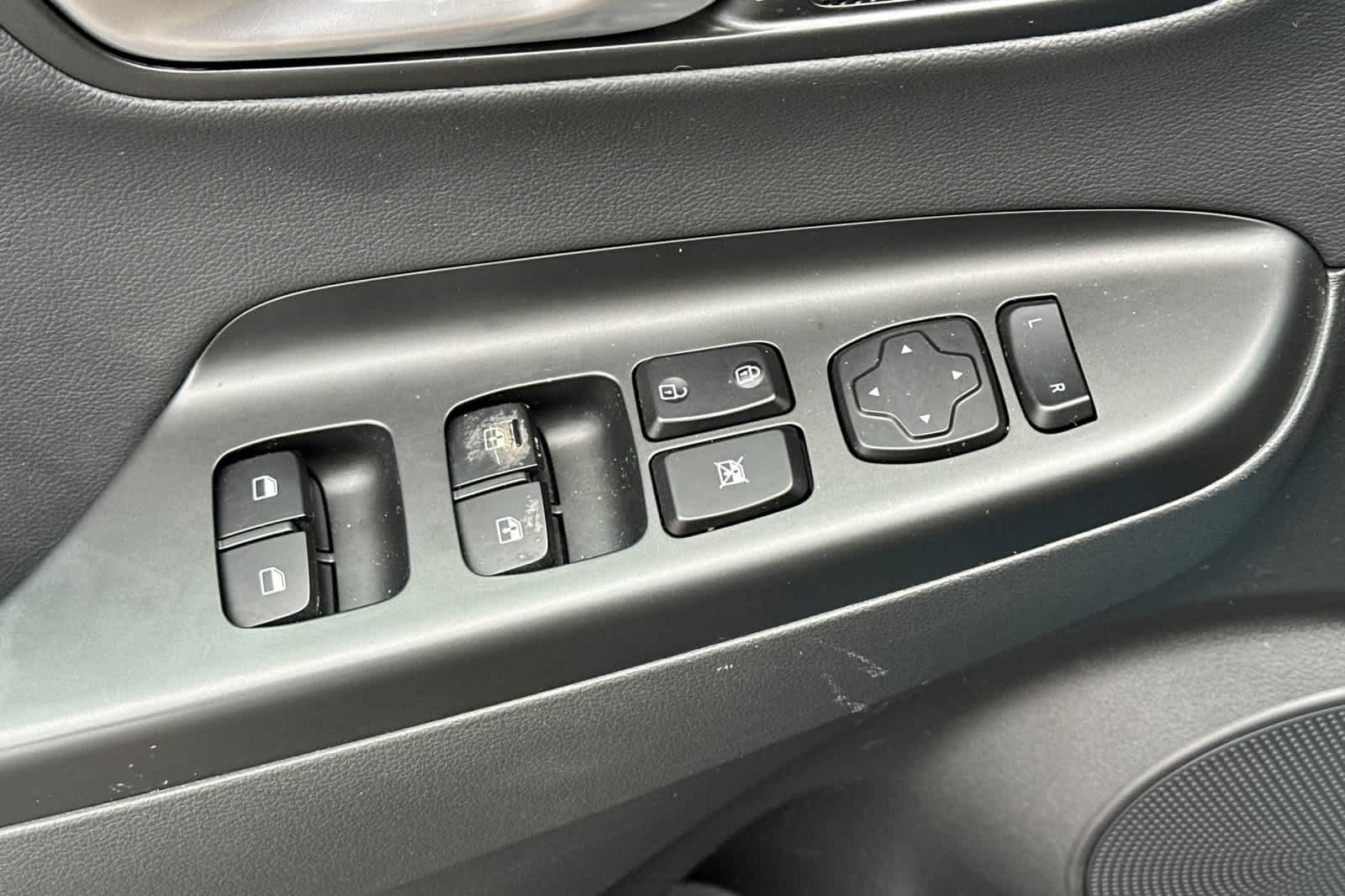 Thumbnail: 2022 Hyundai Kona - 13