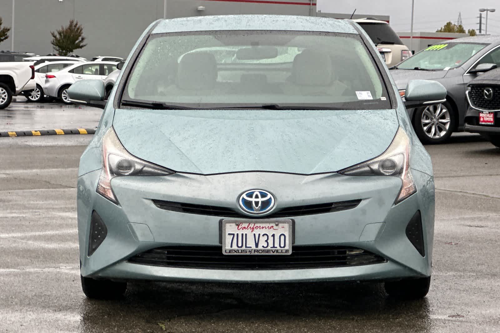 Thumbnail: 2016 Toyota Prius - 10