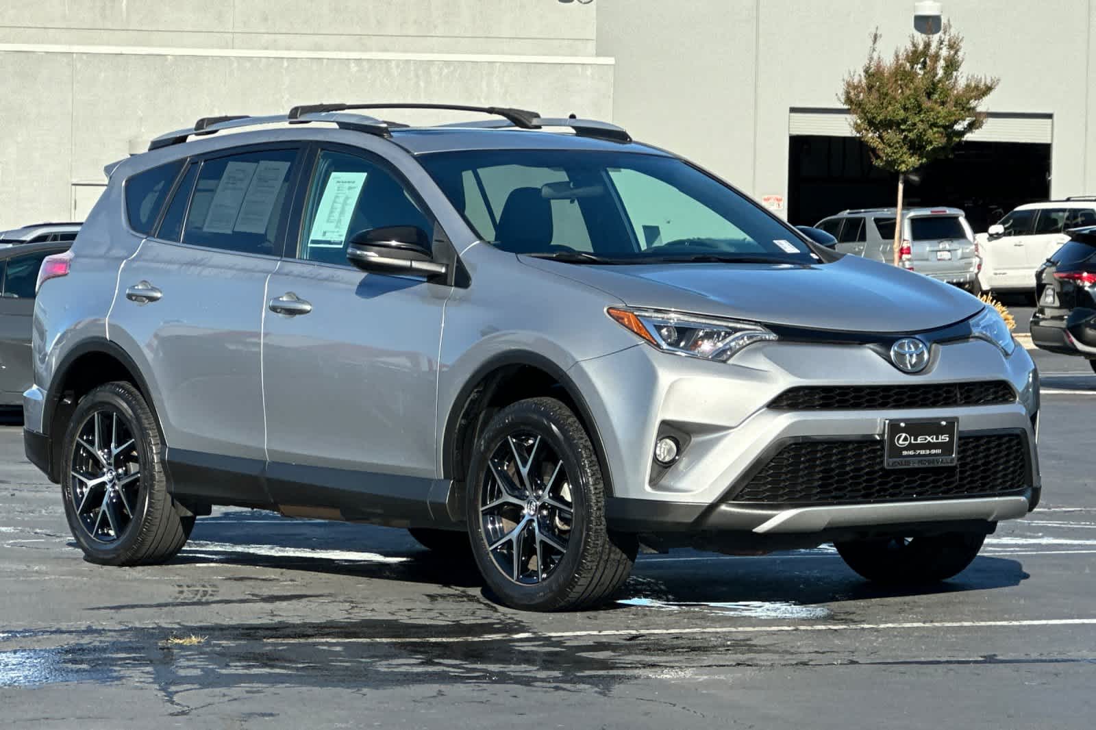Thumbnail: 2016 Toyota RAV4 - 5