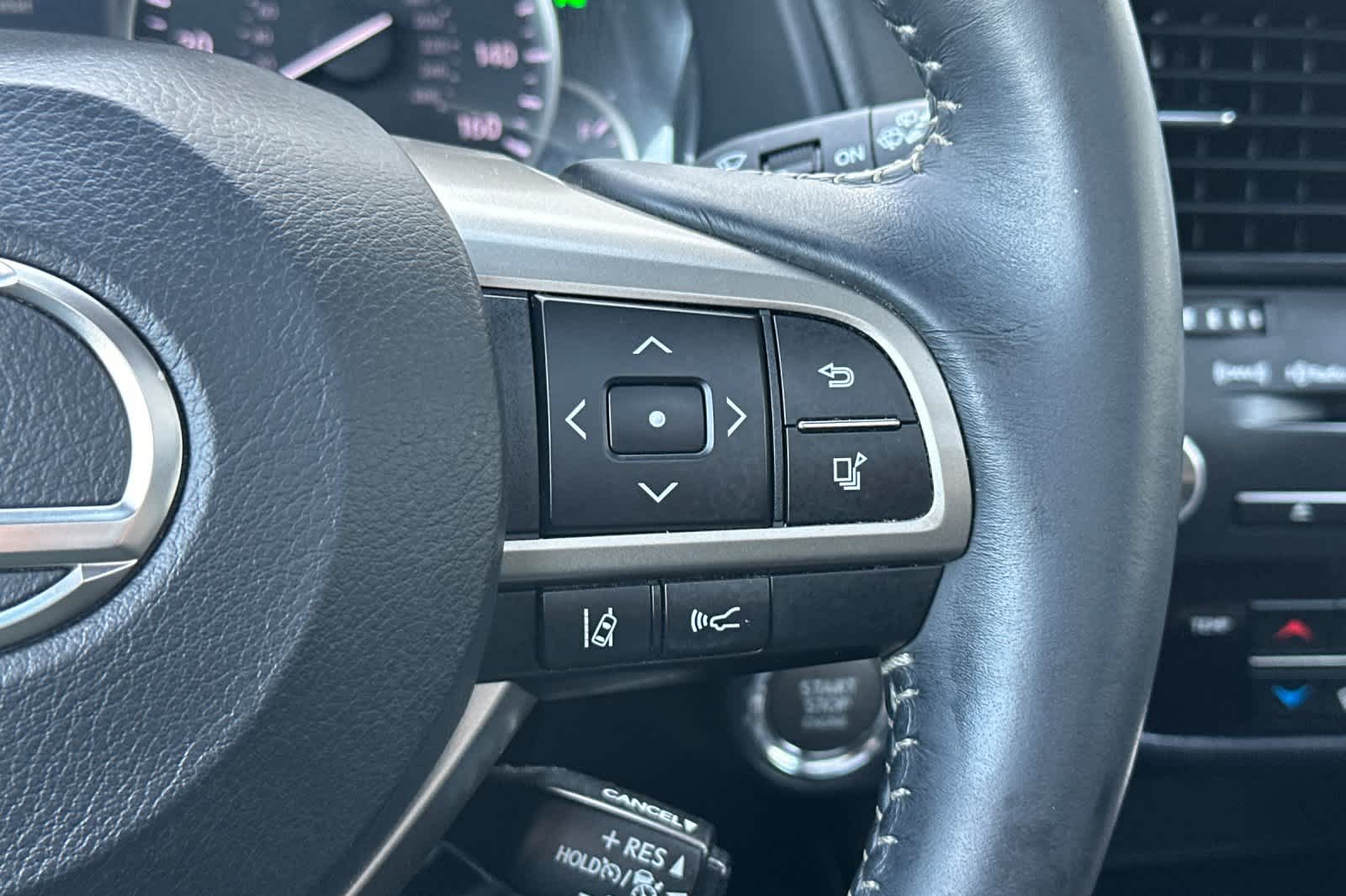 Thumbnail: 2017 Lexus RX - 28