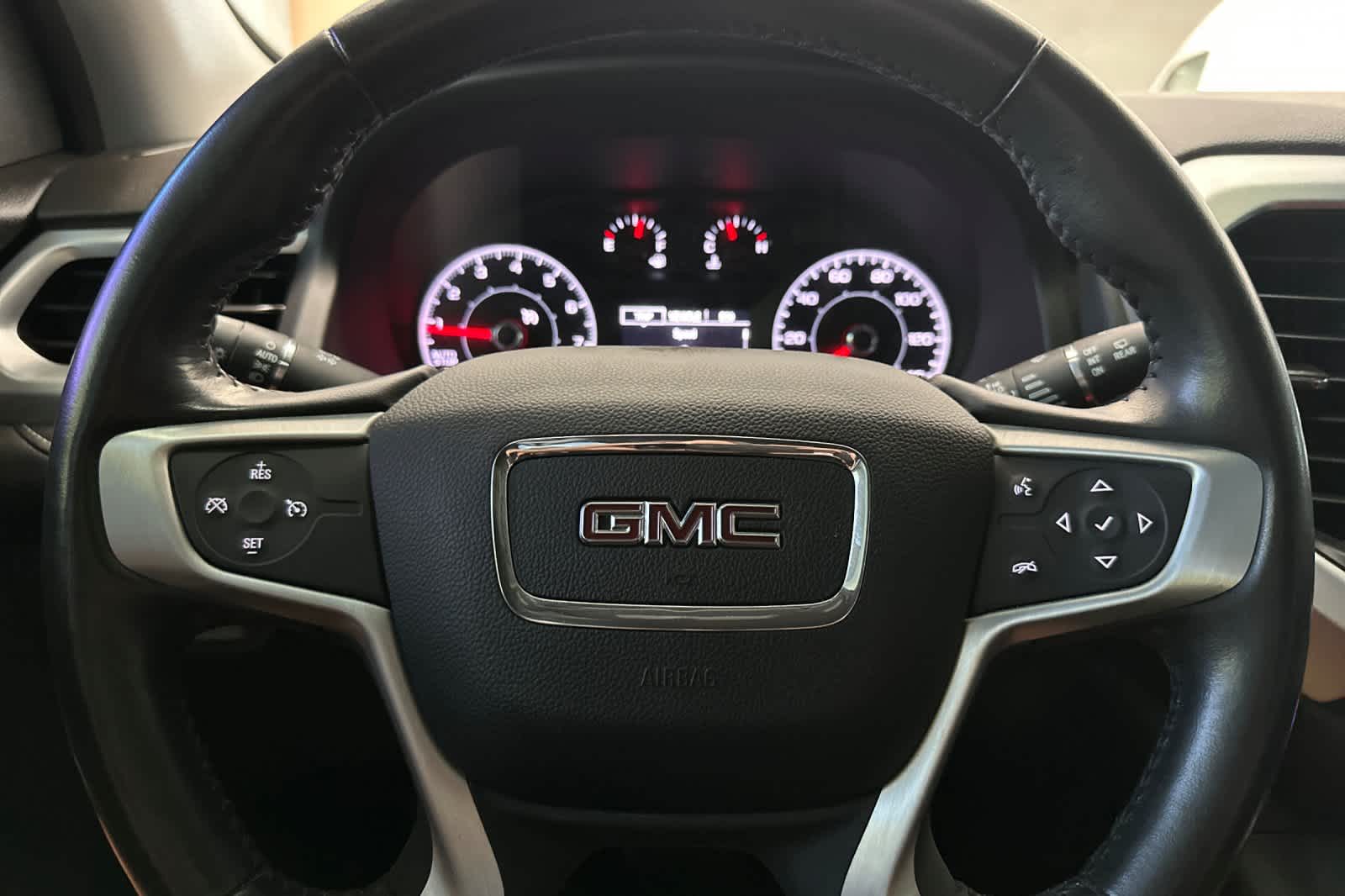 Thumbnail: 2019 GMC Acadia - 25