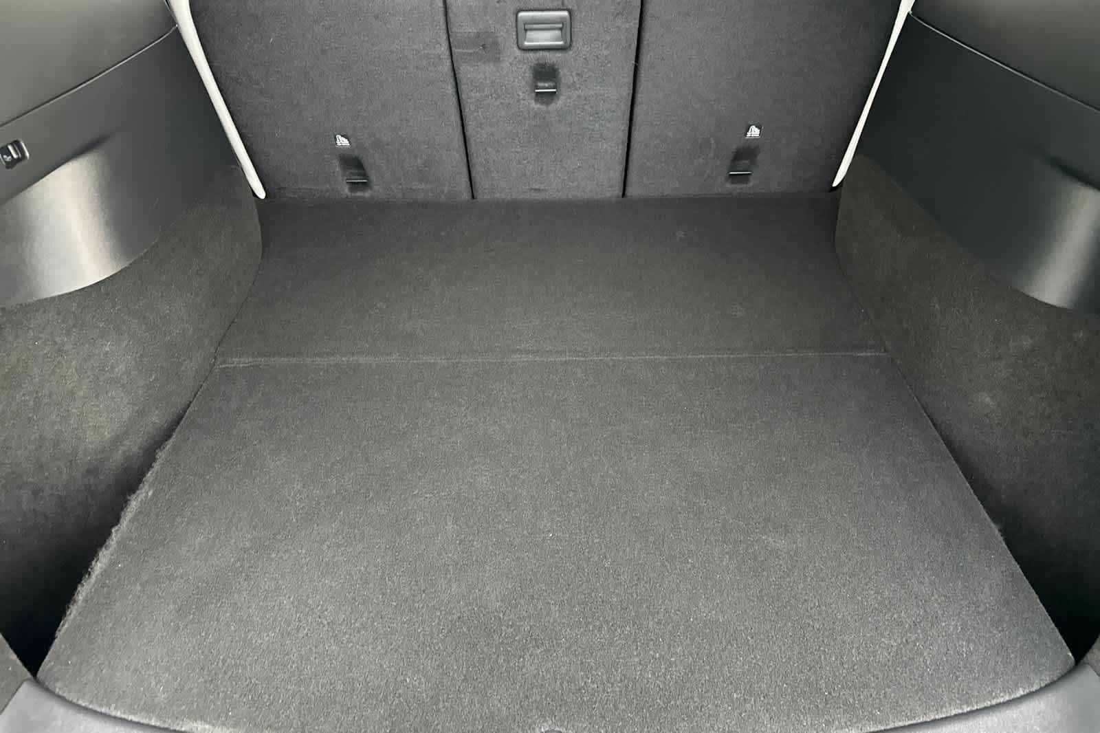 Thumbnail: 2022 Tesla Model Y - 16